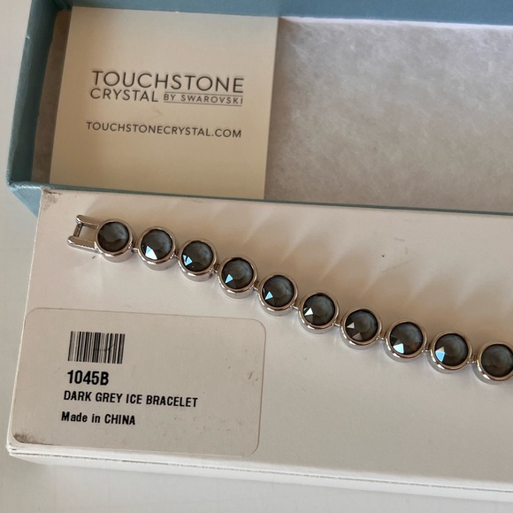 Touchstone Crystal by Swarovski - Dark Grey Ice Bracelet - Excellent Condition - Picture 9 of 11